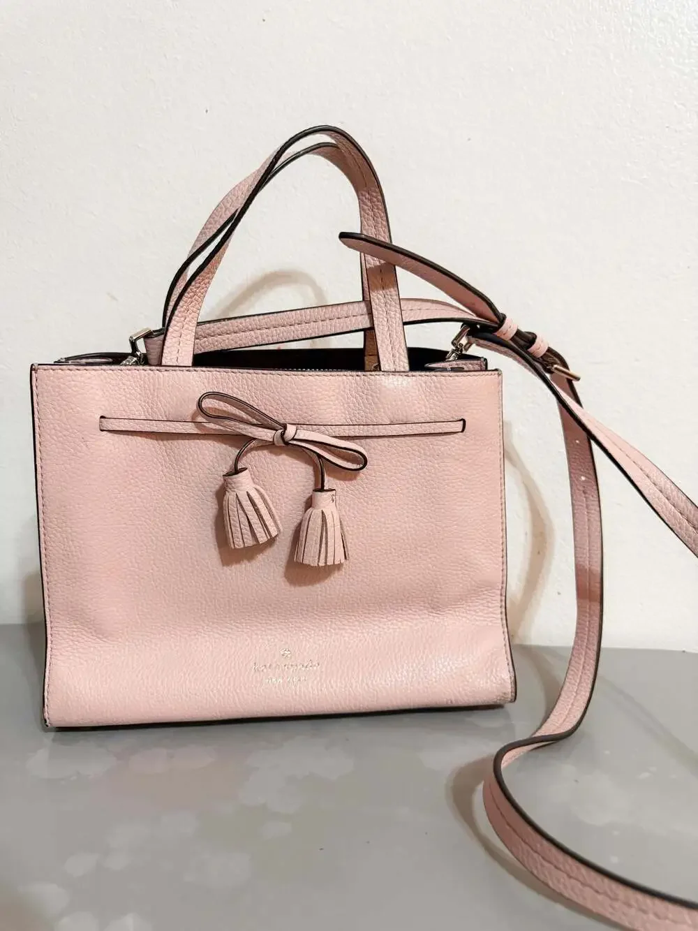 Kate Spade New York Hayes Street Small Sam Leather Satchel with Bow and Tassel E